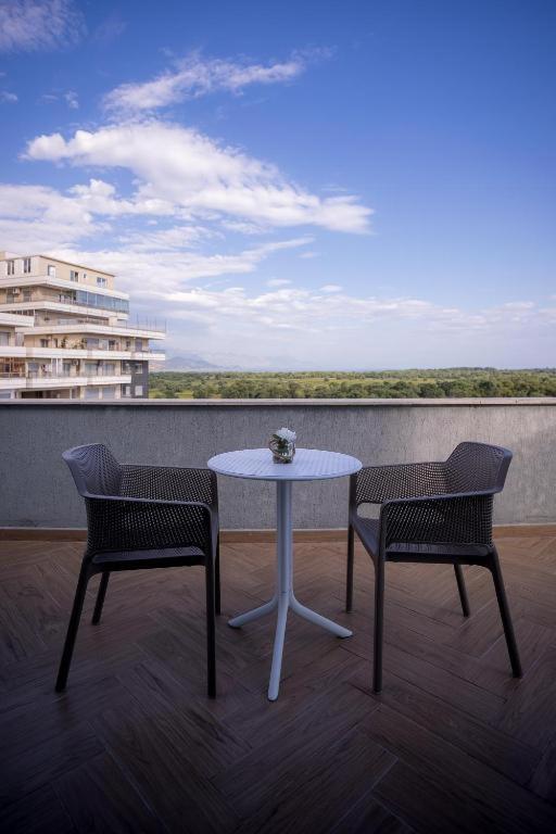 Sky Hotel Shkodër 外观 照片
