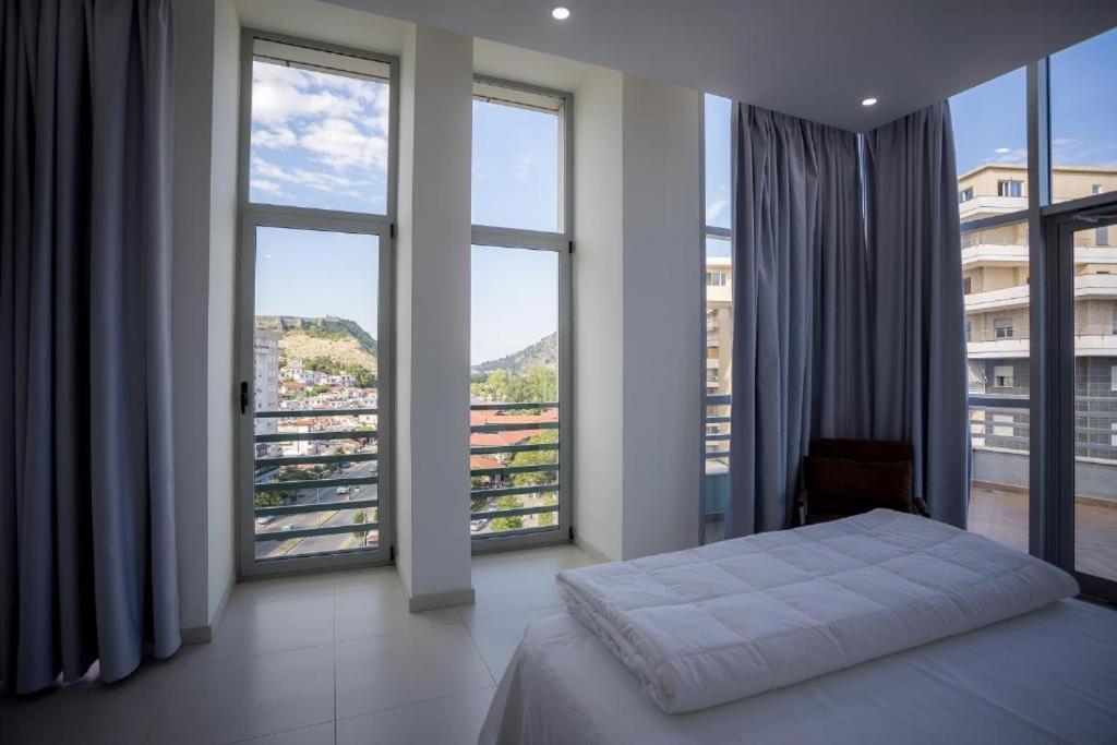 Sky Hotel Shkodër 外观 照片