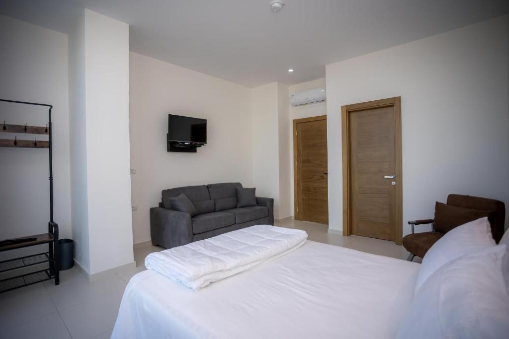 Sky Hotel Shkodër 外观 照片