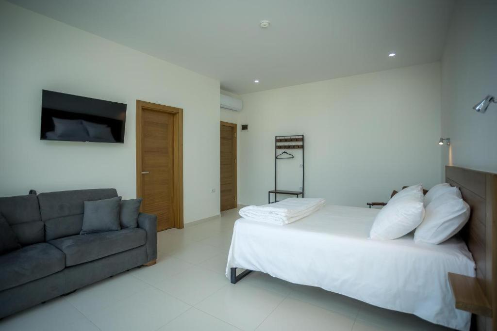 Sky Hotel Shkodër 外观 照片